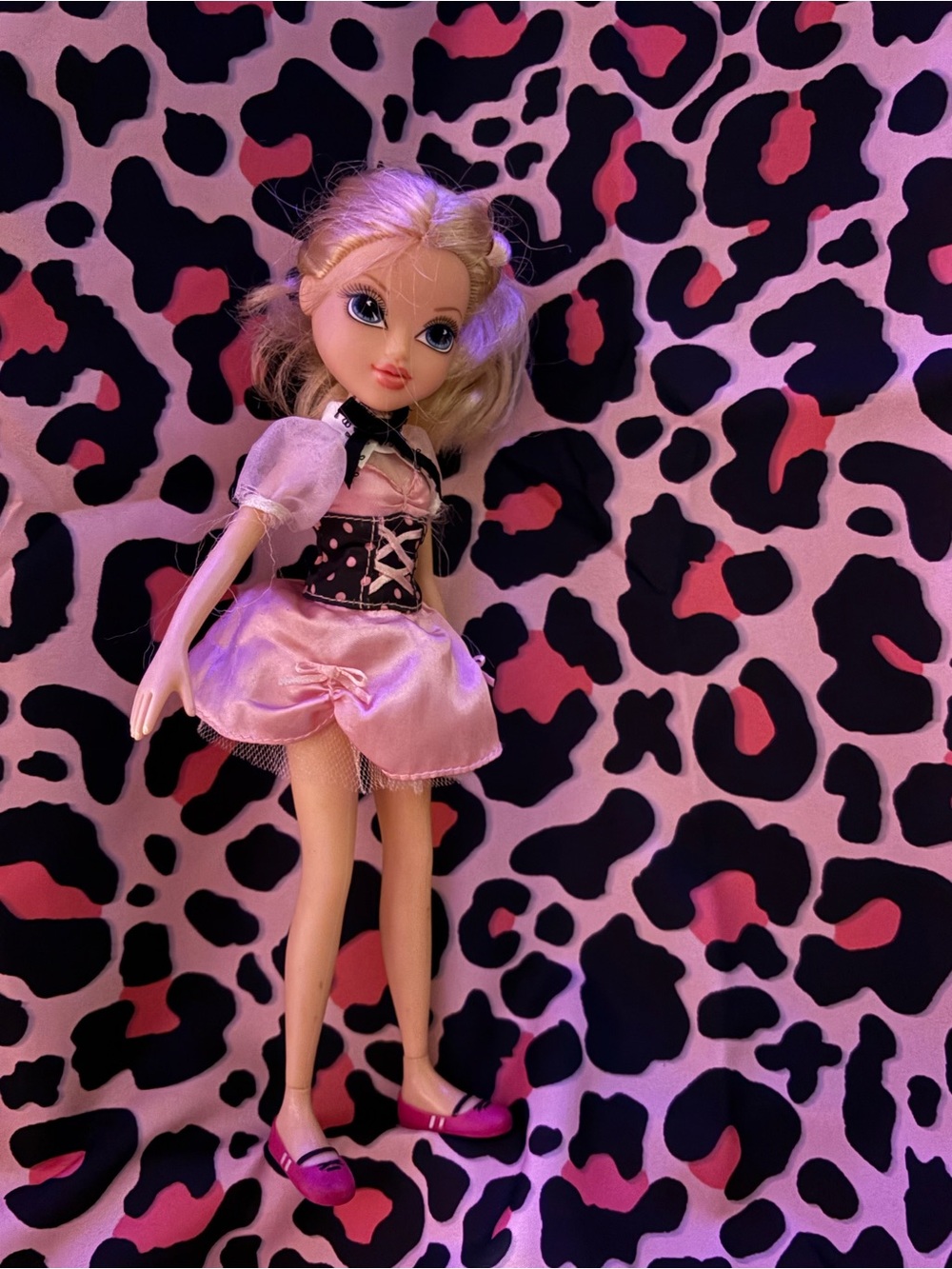 Discontinued Doll Line Y2K Moxie Girlz Blonde D